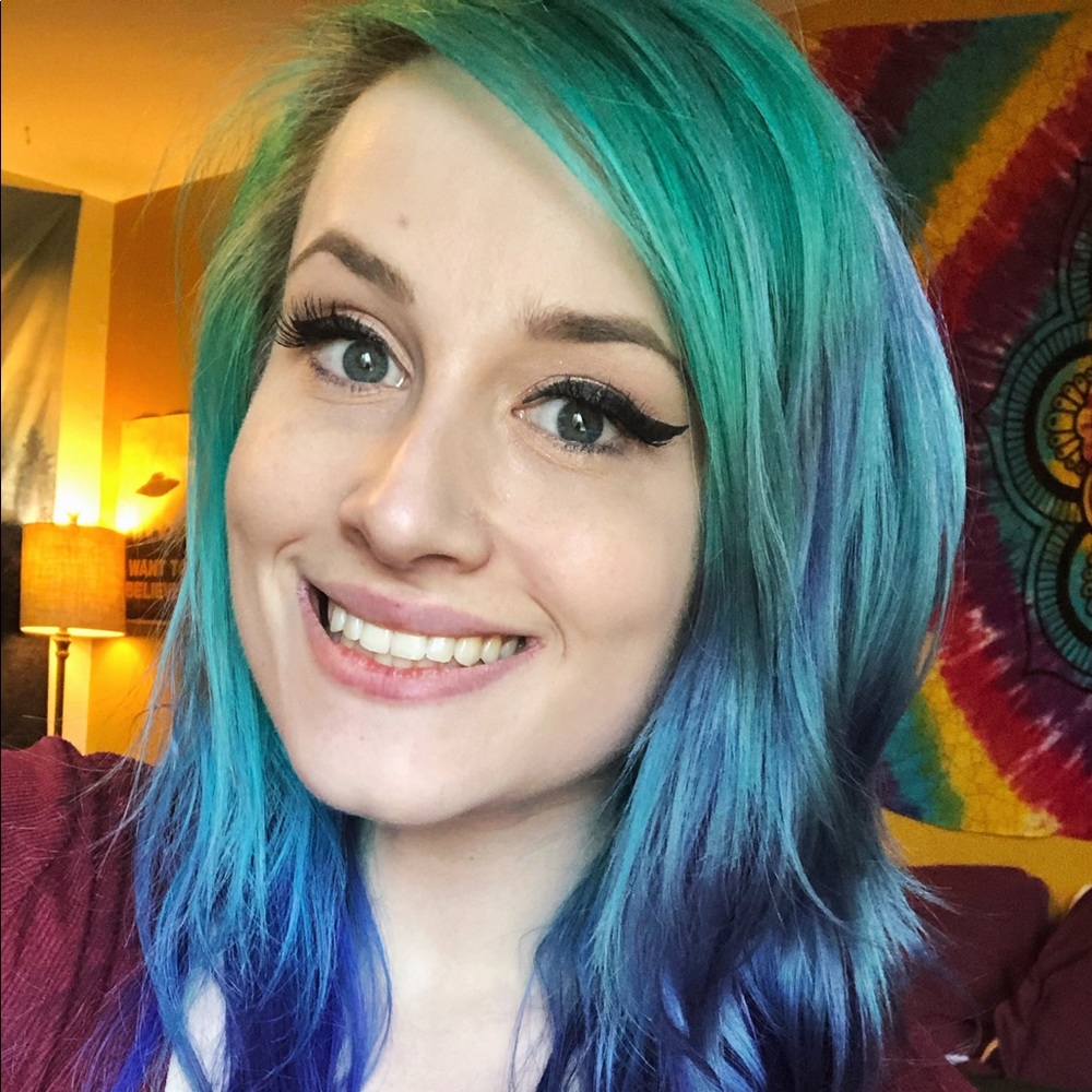 Meet your Posher, Melissa